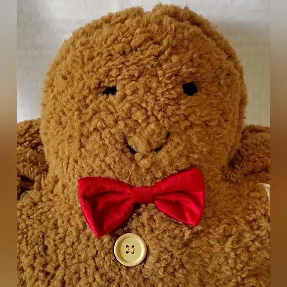 Cupcakes and Cashmere Gingerbread Boy & Girl Decor Sherpa Plush Pillow Set 2 - Picture 2 of 11